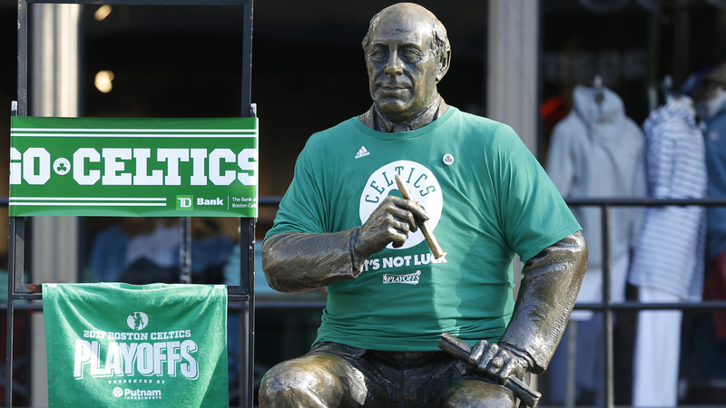 Red Auerbach statue