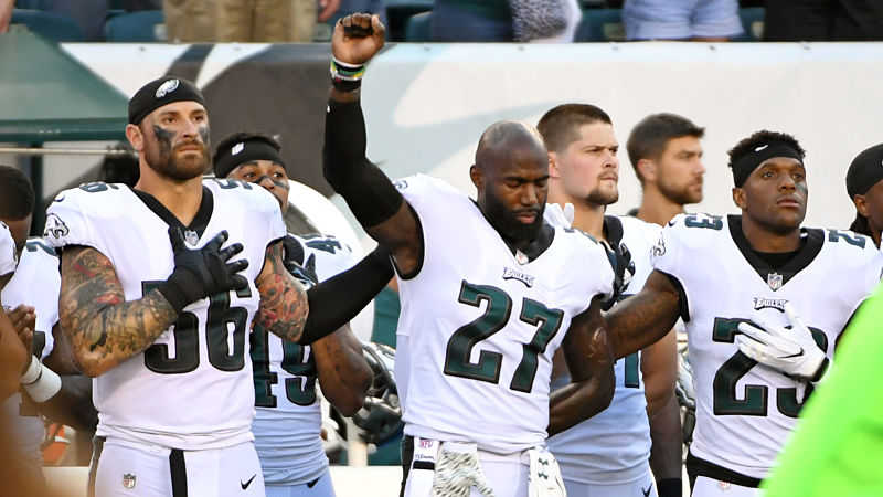 Philadelphia Eagles defensive end Chris Long