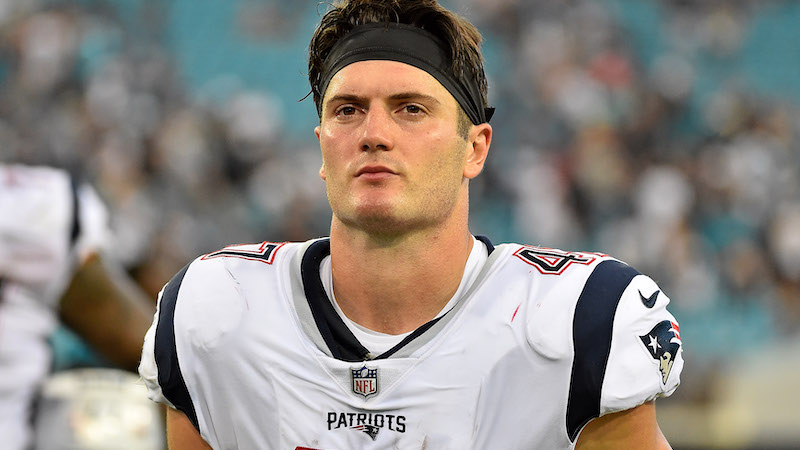 Patriots tight end Jacob Hollister
