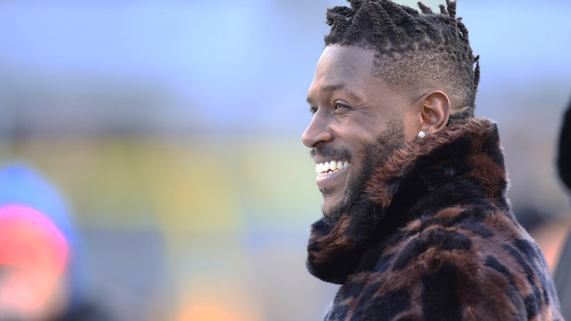 Raiders wide receiver Antonio Brown