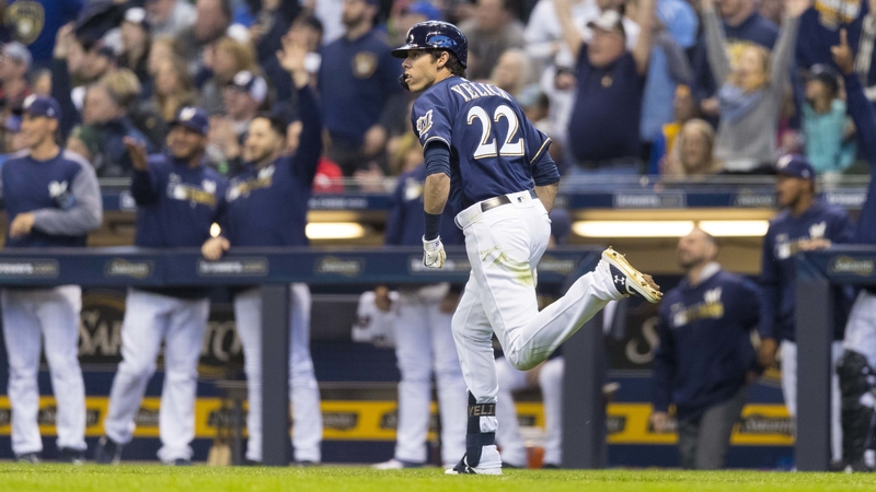 Milwaukee Brewers Christian Yelich