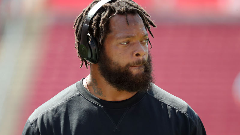 Patriots defensive end Michael Bennett
