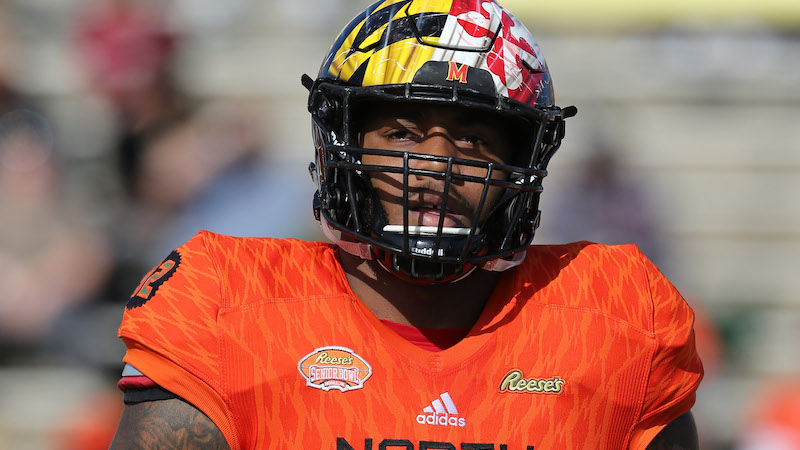 Patriots defensive tackle Byron Cowart