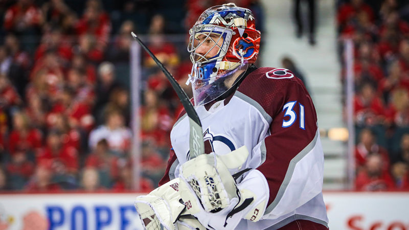 Colorado Avalanche goalie Phillip Grubauer