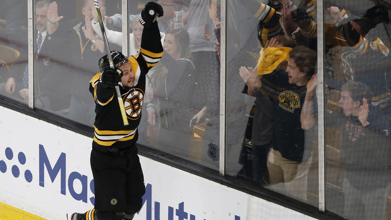 Boston Bruins Center Sean Kuraly