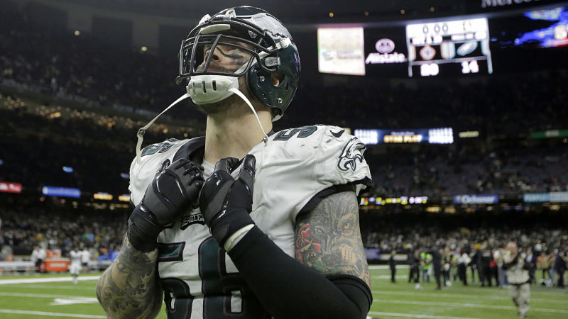 Philadelphia Eagles defensive end Chris Long