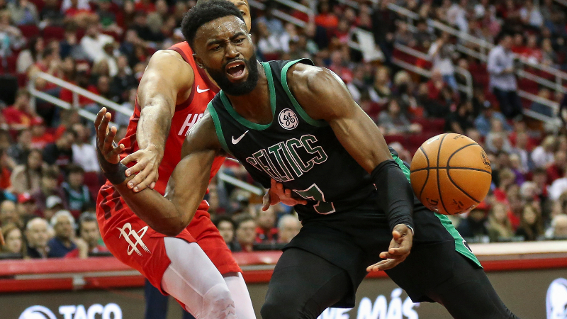 Boston Celtics guard Jaylen Brown (7)