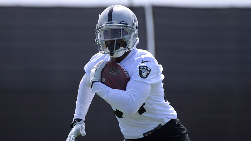 Oakland Raiders wide receiver Antonio Brown