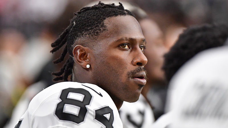 Oakland Raiders wide receiver Antonio Brown