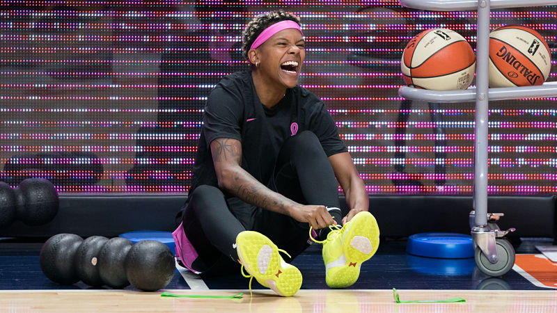 Connecticut Sun guard Courtney Williams