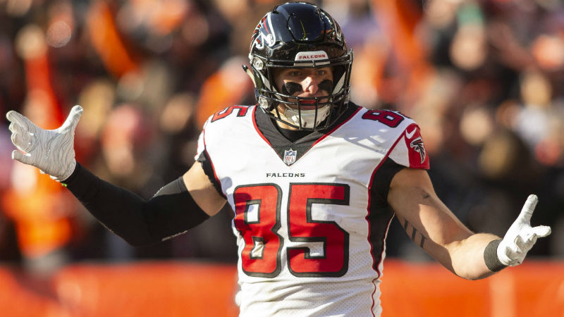 Atlanta Falcons tight end Eric Saubert