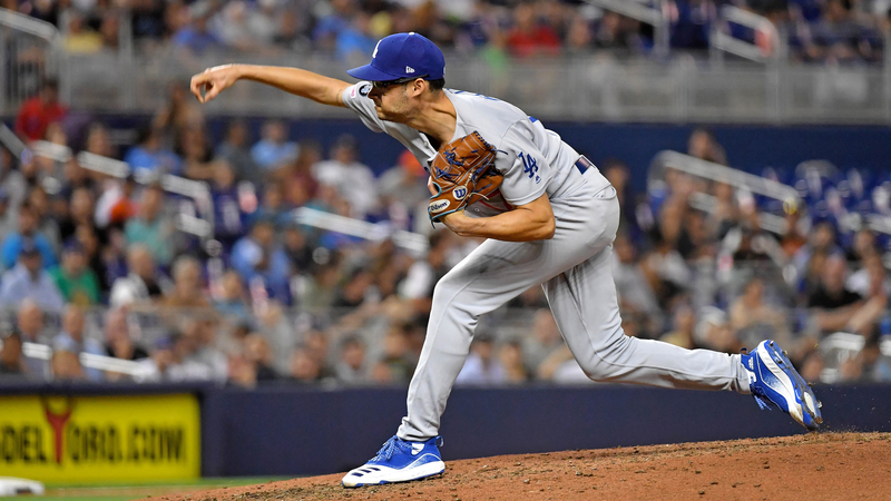 Dodgers pitcher Joe Kelly