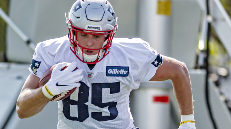 New England Patriots tight end Ryan Izzo