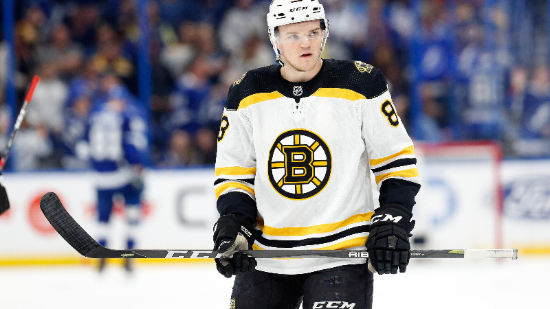 Boston Bruins center Karson Kuhlman (83)