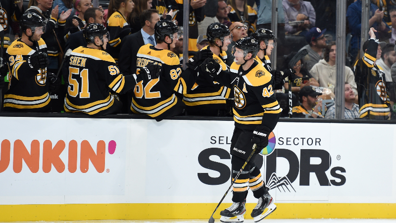 Boston Bruins right wing David Backes