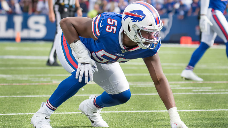 Buffalo Bills defensive end Jerry Hughes