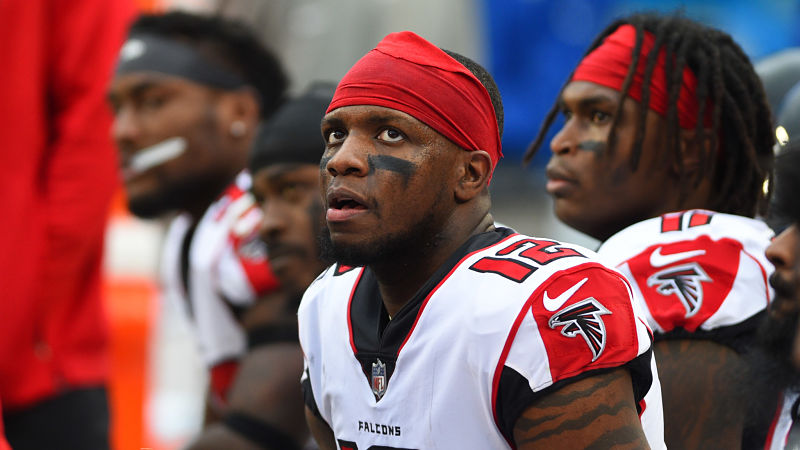New England Patriots wide receiver Mohamed Sanu