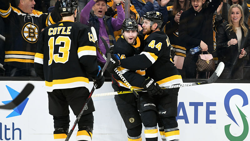 Boston Bruins left wing Jake DeBrusk