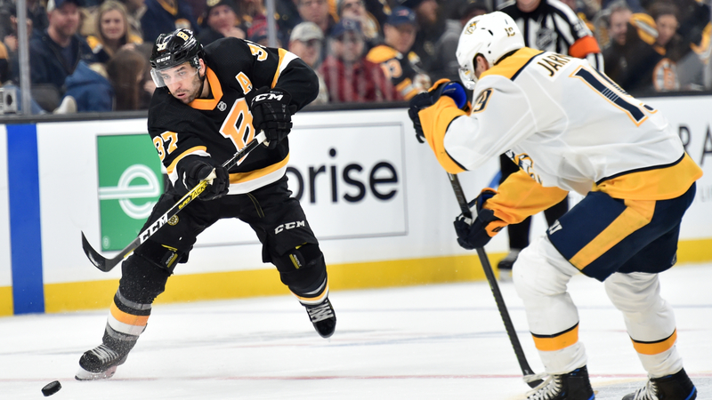 Boston Bruins' Patrice Bergeorn