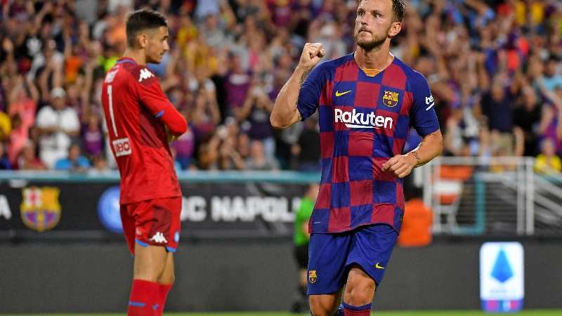 Barcelona midfielder Ivan Rakitic (4)