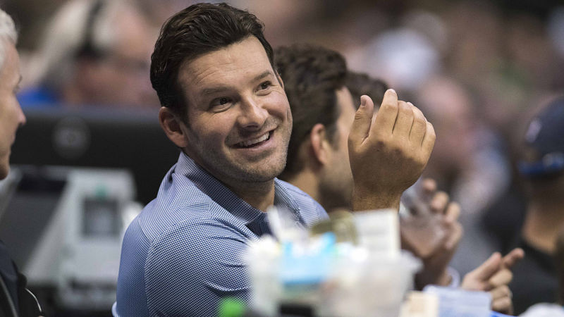 CBS analyst Tony Romo