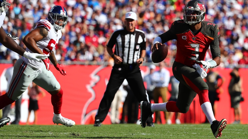 Tampa Bay Buccaneers quarterback Jameis Winston (3)