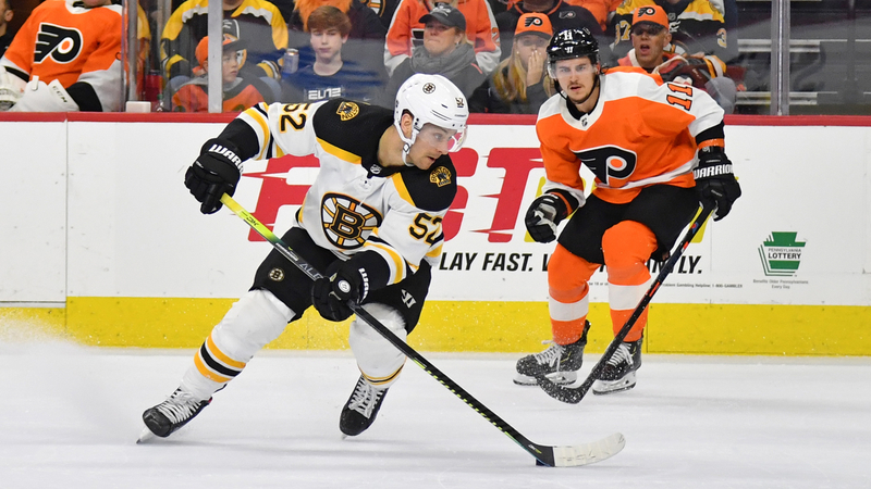 Boston Bruins winger Sean Kuraly