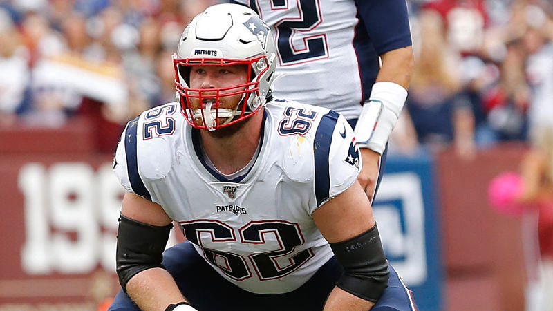 New England Patriots left guard Joe Thuney