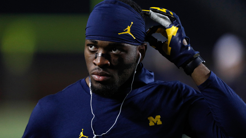 Michigan Wolverines linebacker Josh Uche
