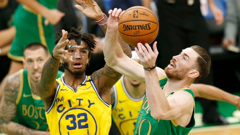 Boston Celtics forward Gordon Hayward