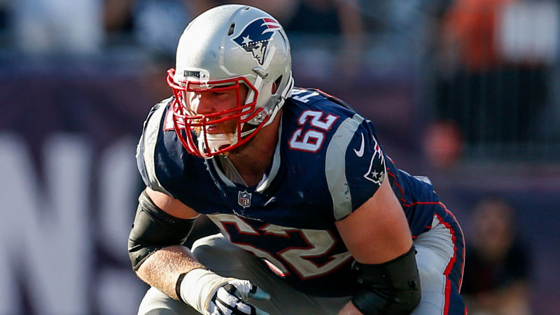 New England Patriots left guard Joe Thuney