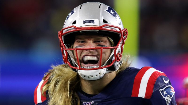 New England Patriots defensive end Chase Winovich
