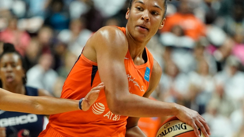 Connecticut Sun forward Alyssa Thomas