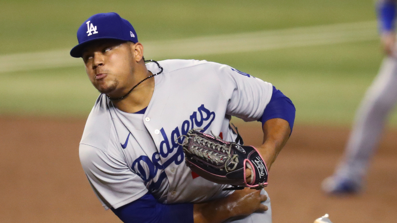 Los Angeles Dodgers pitcher Brusdar Graterol