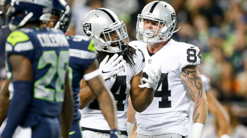 Oakland Raiders tight end Paul Butler