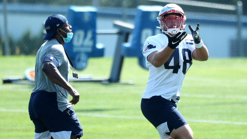 New England Patriots tight end Paul Quessenberry