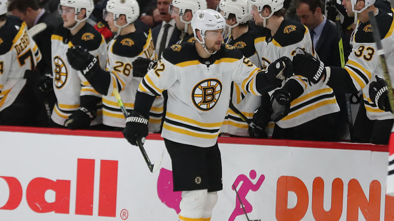 Boston Bruins forward Sean Kuraly