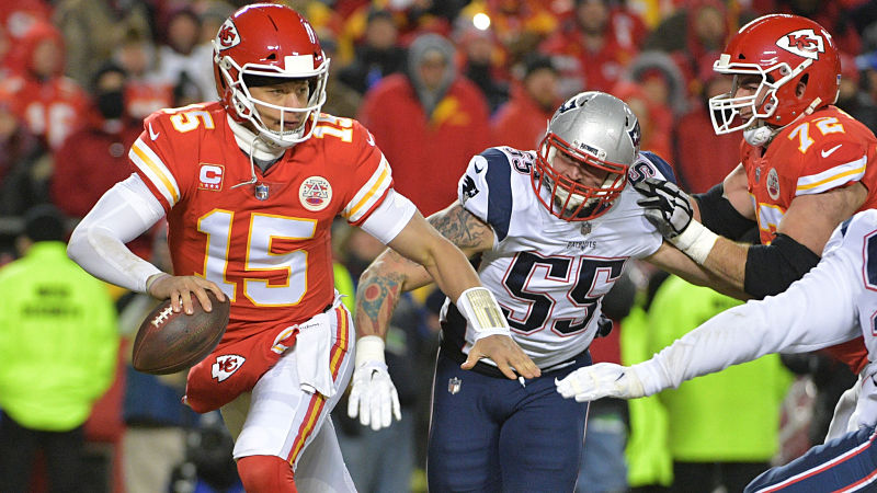 Kansas City Chiefs quarterback Patrick Mahomes and New England Patriots linebacker John Simon