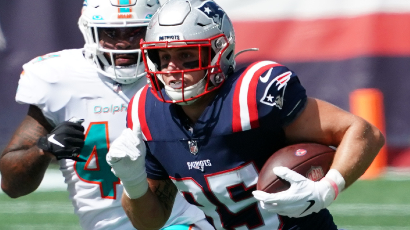 New England Patriots tight end Ryan Izzo