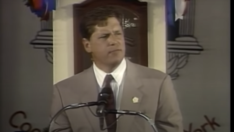 Hall Of Fame Pitcher Tom Seaver