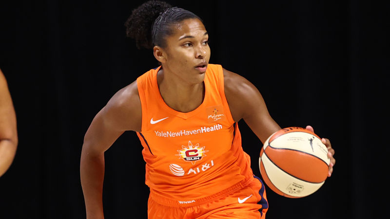 Connecticut Sun forward Alyssa Thomas