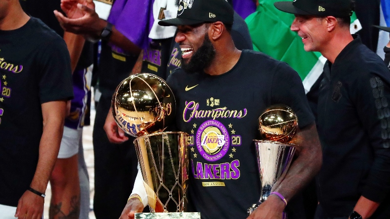 Los Angeles Lakers forward LeBron James