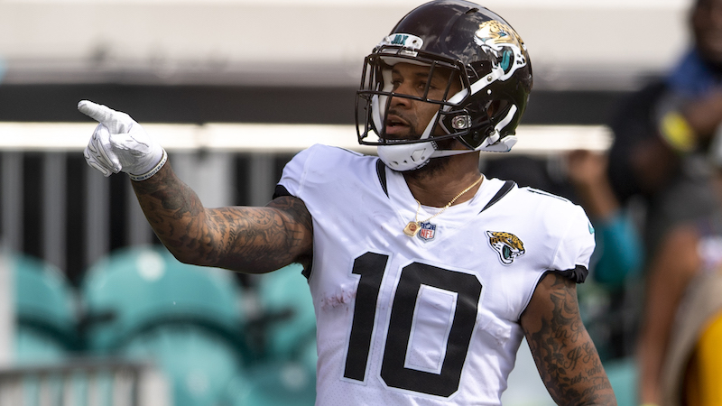 Patriots wide receiver Donte Moncrief