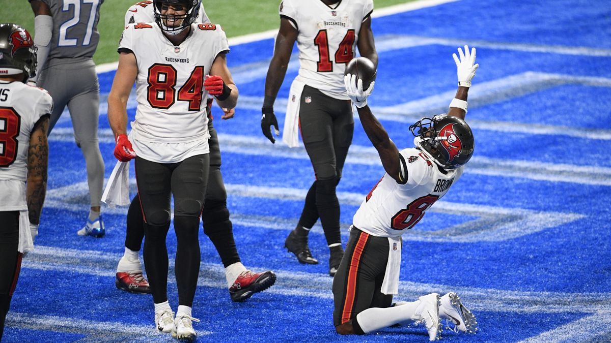 Tampa Bay Buccaneers wide receiver Antonio Brown