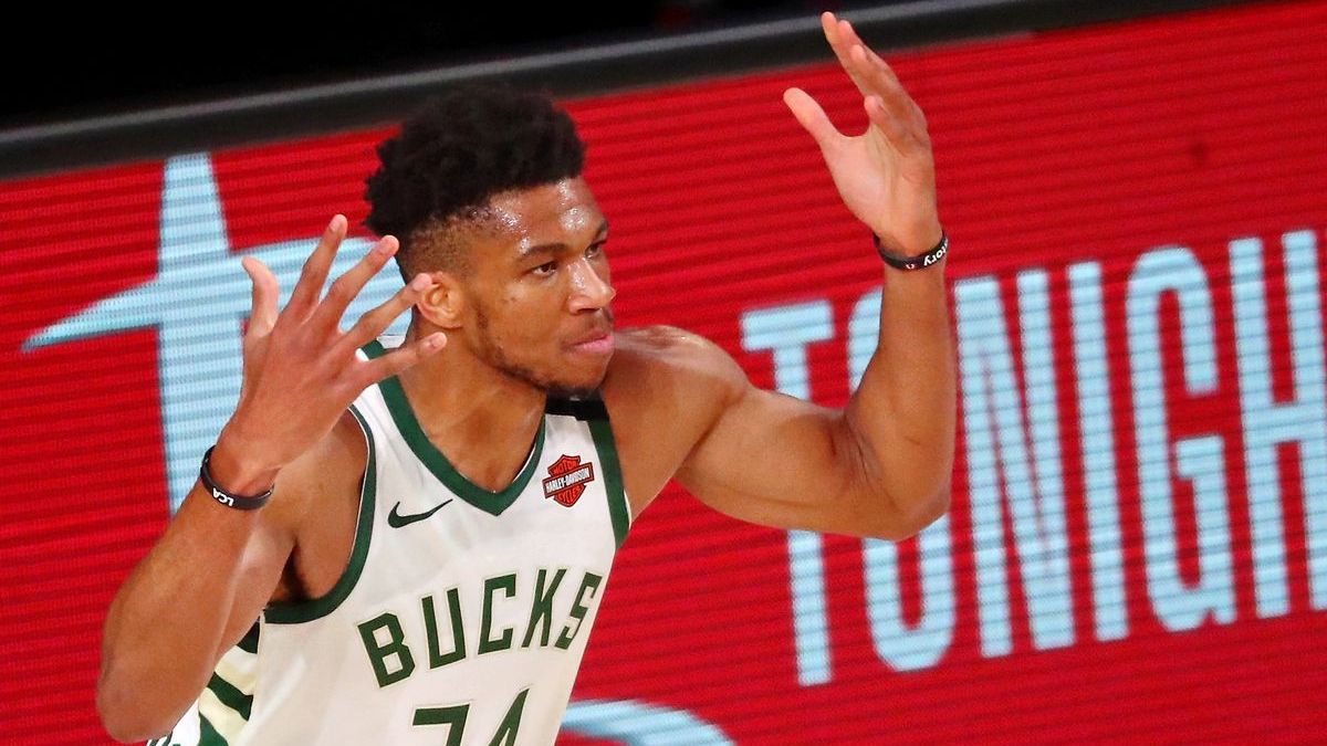 Milwaukee Bucks forward Giannis Antetokounmpo