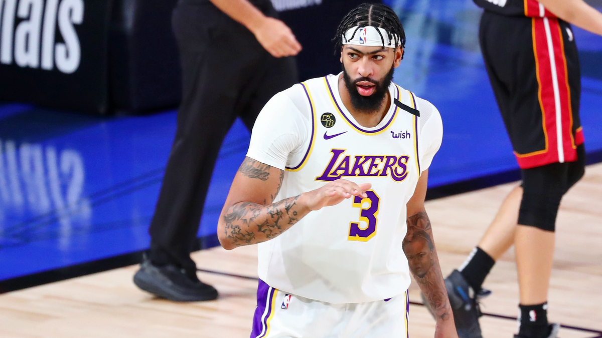 Los Angeles Lakers center Anthony Davis
