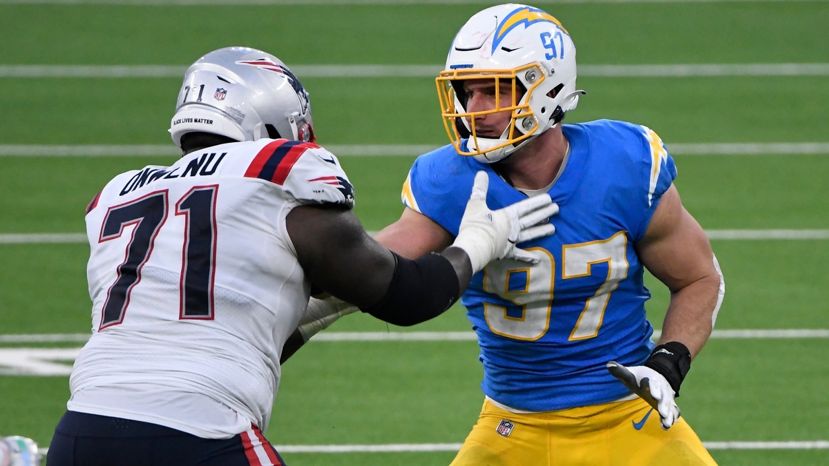 Los Angeles Chargers defensive end Joey Bosa