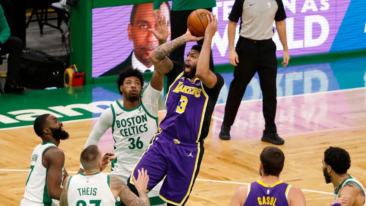 Los Angeles Lakers forward Anthony Davis