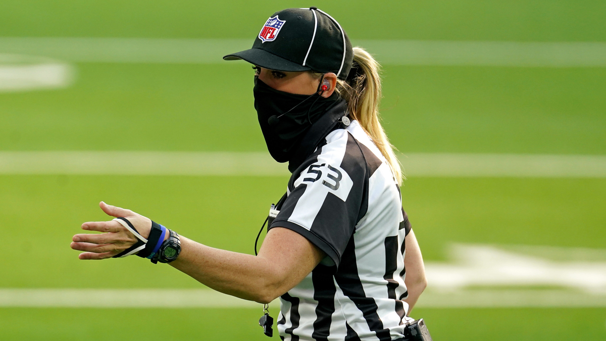 NFL Official Sarah Thomas