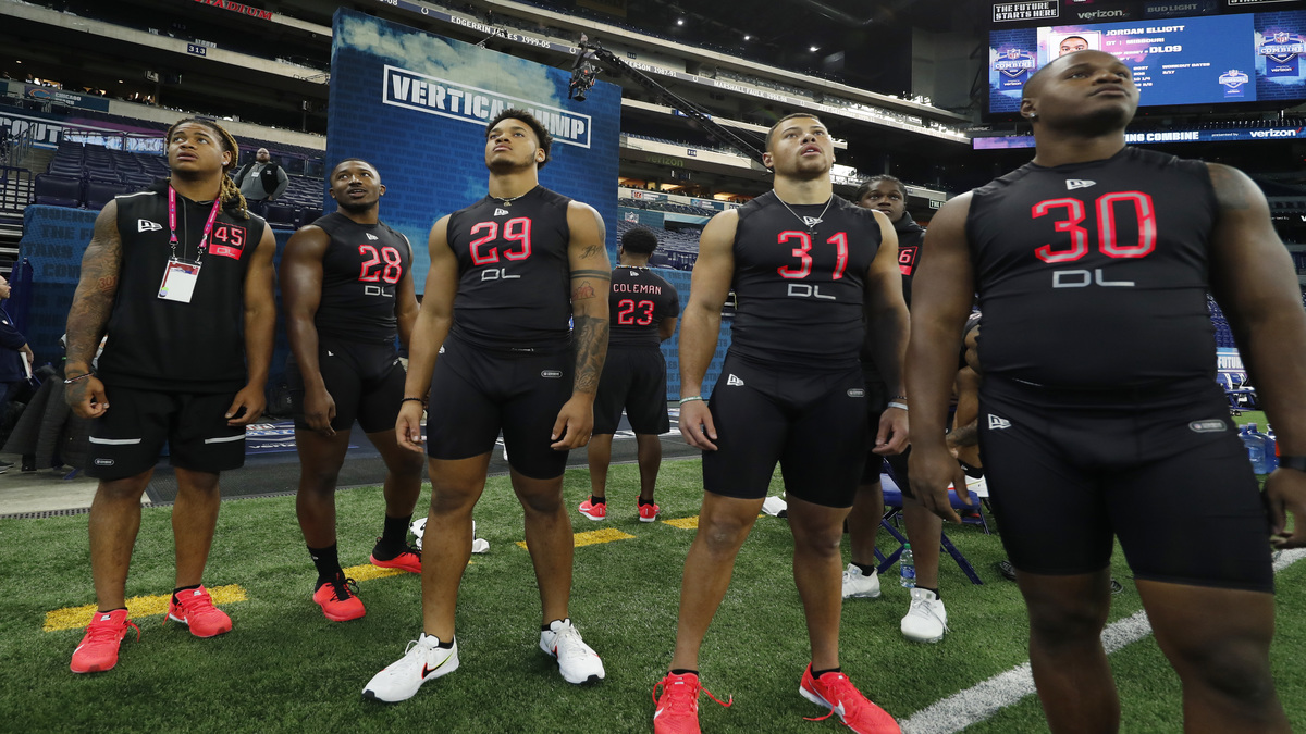 Ohio State Buckeyes defensive lineman Chase Young
